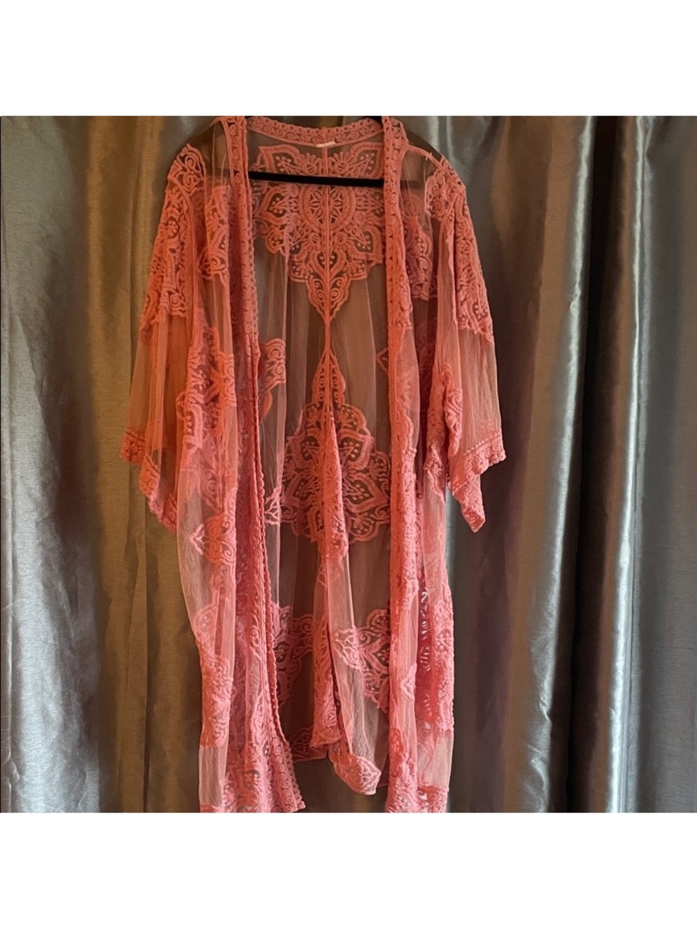 Bundle of 2, Time and Tru Lace Kimonos - Picture 2 of 3